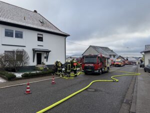 Hasborn: Aufmerksame Handwerker alarmieren Feuerwehr bei Kellerbrand